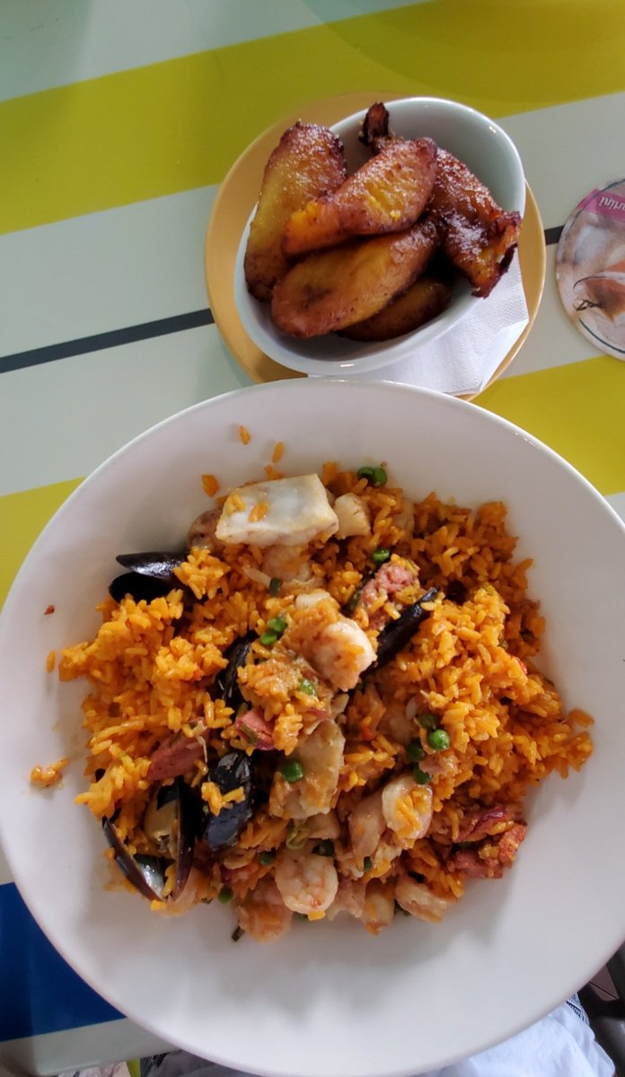 CSprite3's tweet image. Yummy dinner, delicious drink.Way to end the day with good food❤