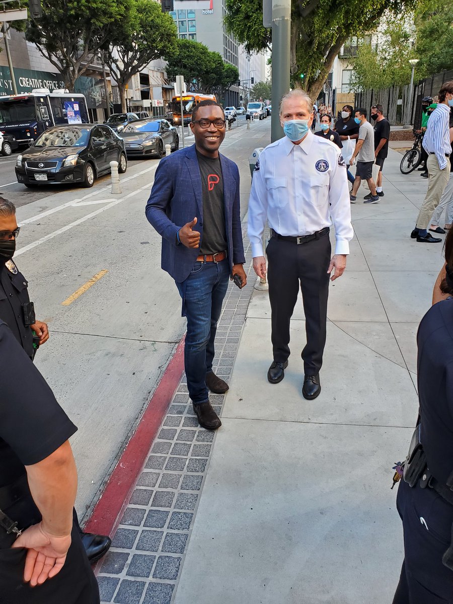 LAPD CMDR E. MORALES tweet media