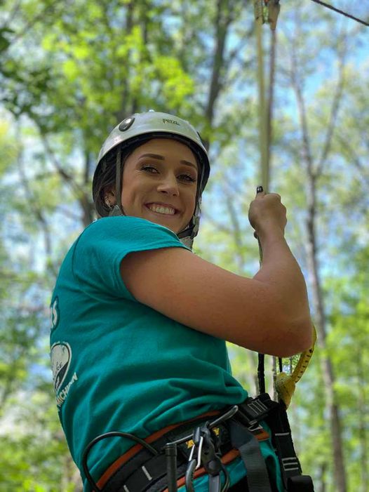 Have you ever tried zip lining? Snow Snake's Zip Lining Tours consist of TEN unique and exciting zip lines. All tours are guided excursion in which your guides will help you navigate the course. 

#ziplining #puremichigan #snowsnakeziplining #snowsnakeskiandgolf
