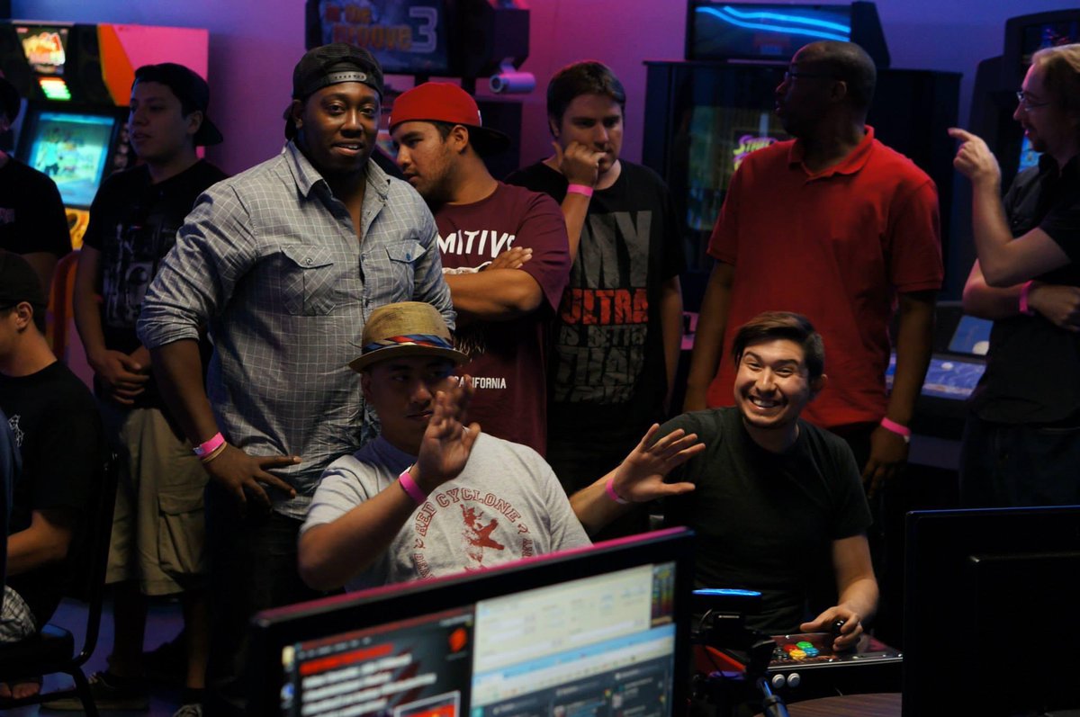 Illwill4125's tweet photo. Killer instinct days great times @SuperDojo #KI for life @maximilian_ @Filthierich My brother @pushatee22 ! https://t.co/AVP7YypM7A