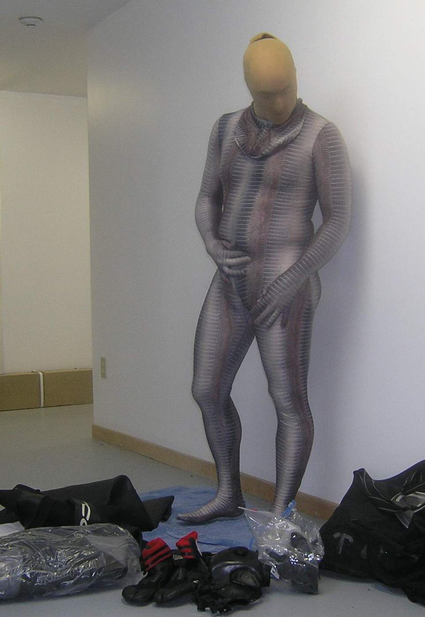 stevefitch2021's tweet photo. Sneaking around the corner to change from the spandex suit into rubber #spandex #lycragay #lycra #stockingmask #zentai https://t.co/AI6fA4eWL8