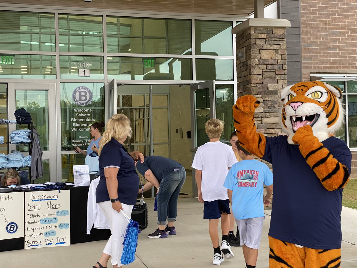 Beechwood Middle School tweet media