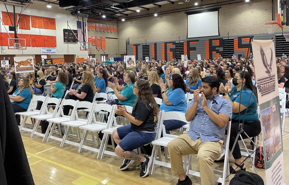 Looking forward to a great school year! #welcomebackcelebration #makeitmatter ⁦<a href="/SanJacintoUSD/">San Jacinto Unified School District</a>⁩