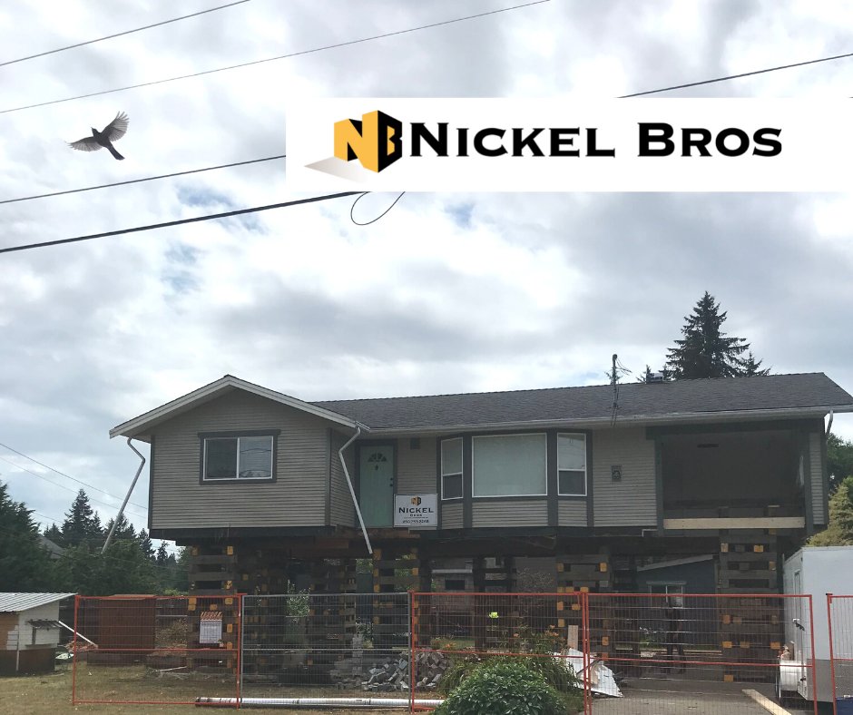 Nickel Bros raised a house in Campbell River  to add another level and double their square footage.  We help dreams for more space come true!
#nickelbroshousemoving
#houselift
#dreamhome