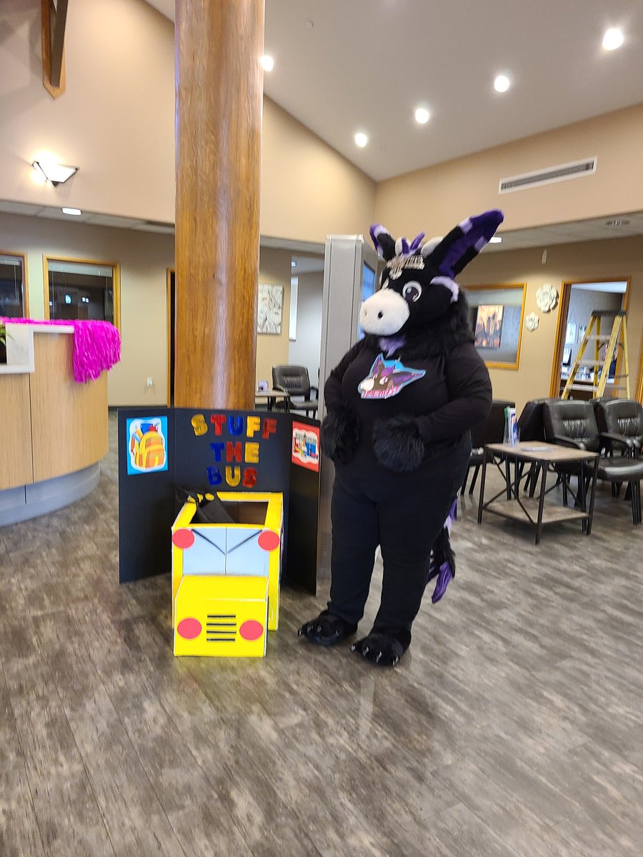 AmethystDutchie's tweet photo. One day I will go to a con. Until then I will just do some fun, charity stuff. The local credit union my family goes to had a stuff the bus event so I went shopping and donated school supplies for the kiddos. 105°F has nothing on me. #DutchAngelDragon #StuffTheBus2021 https://t.co/BccTnYSIpb