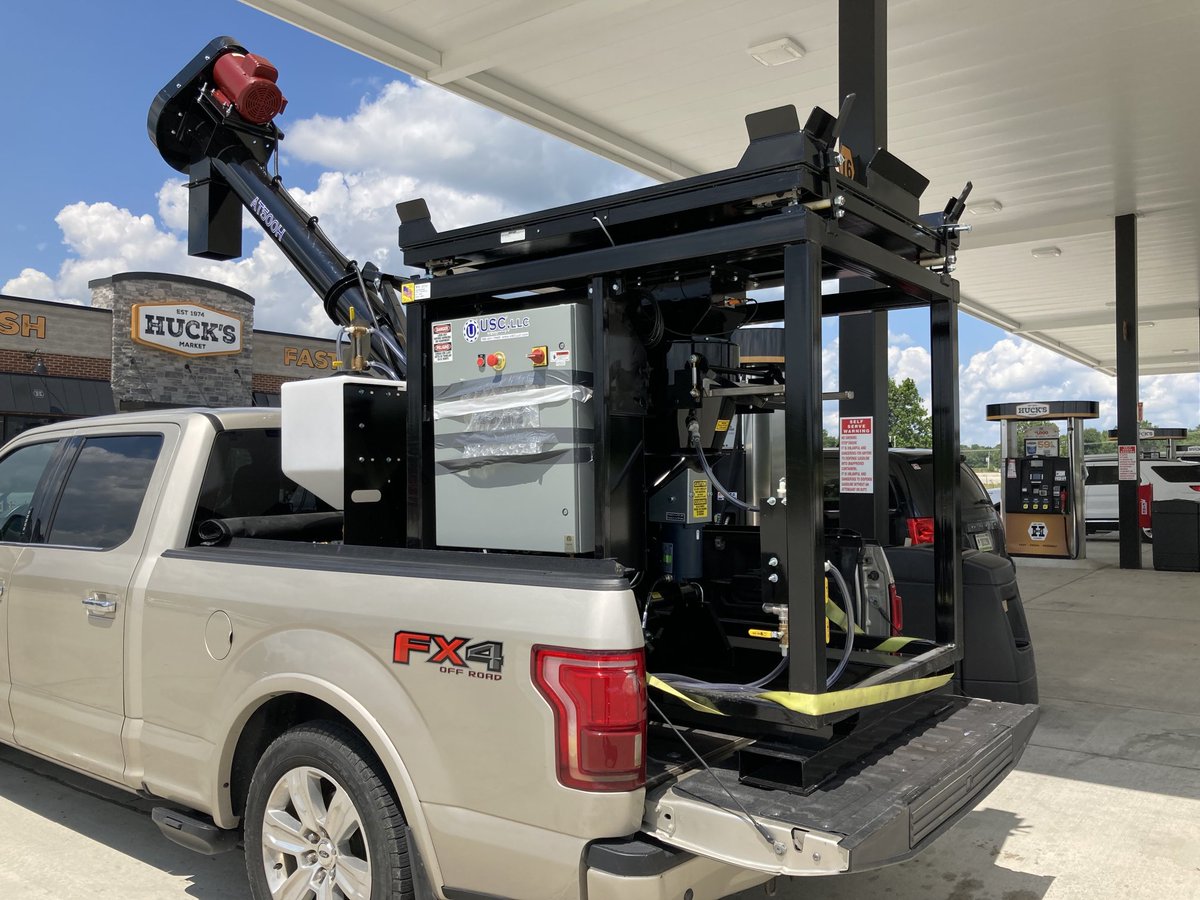 bobjoehl's tweet photo. #$making AT500H LIW seed treater from #USCLLC headed toward Union City, TN. We deliver tomorrow & begin the customer’s new beginning of $making with nutritionals, seed treatments & biologicals from #thedei difference. https://t.co/K01hbUHAma