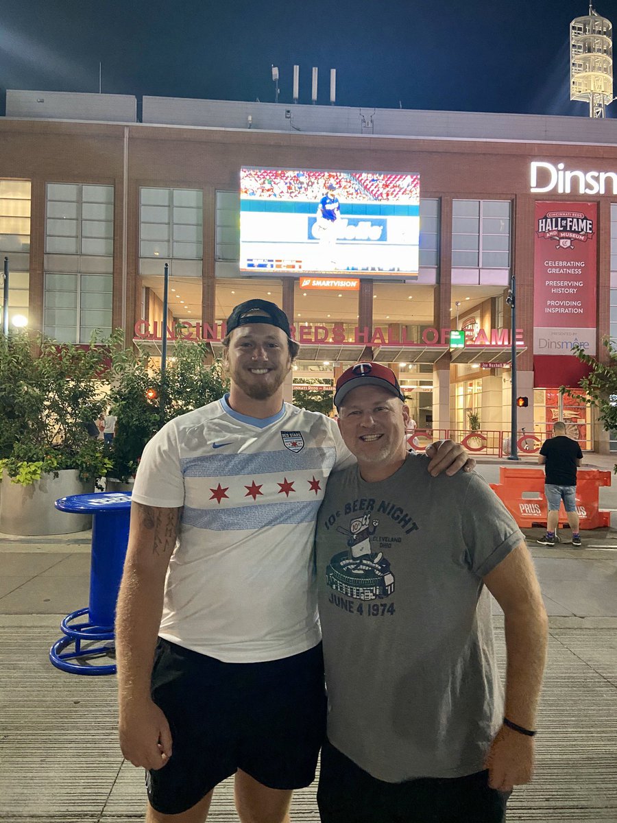 Great to see my boy Gunnar tonight after the Reds game! <a href="/GunnarVogel/">Gunnar Vogel</a> <a href="/Bengals/">Cincinnati Bengals</a> <a href="/NUFBFamily/">Northwestern Football</a>