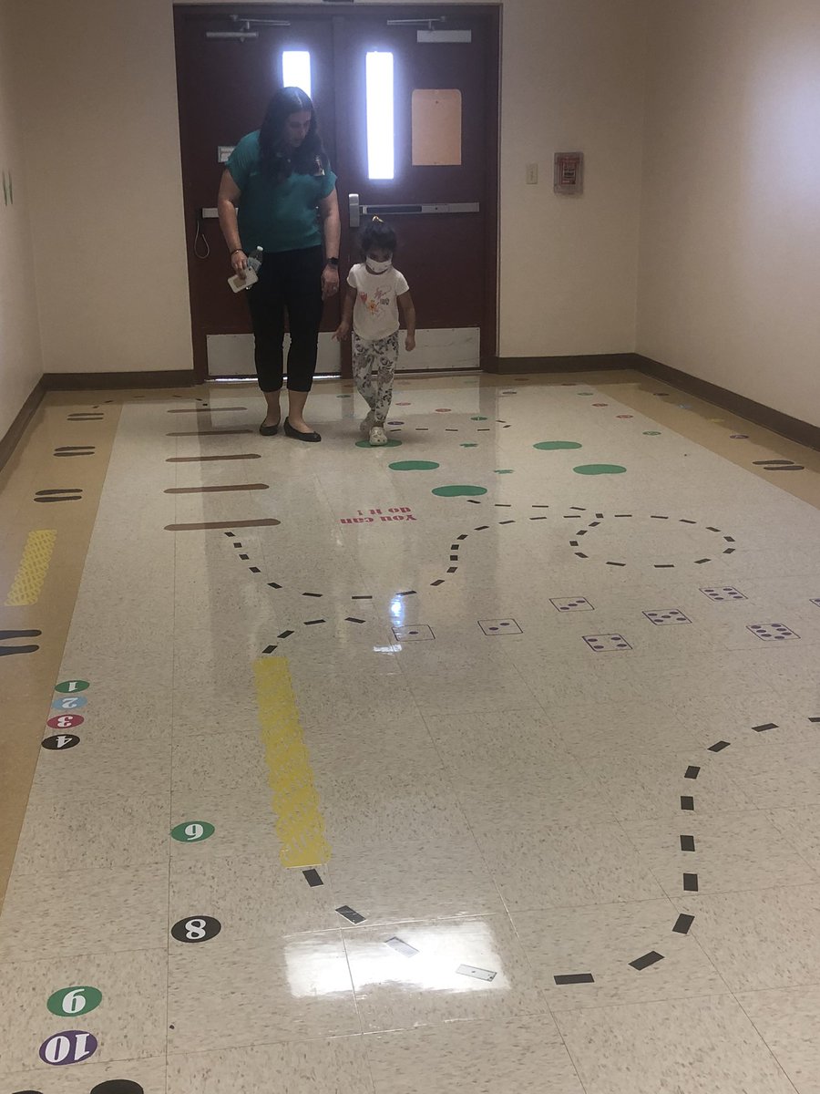 Our Assistant Principal, Mrs. TenEyck and Pk Teacher, Mrs. Murillo worked hard on this. Tonight, we had some new PK and KG Hawk leaders trying it out 😻