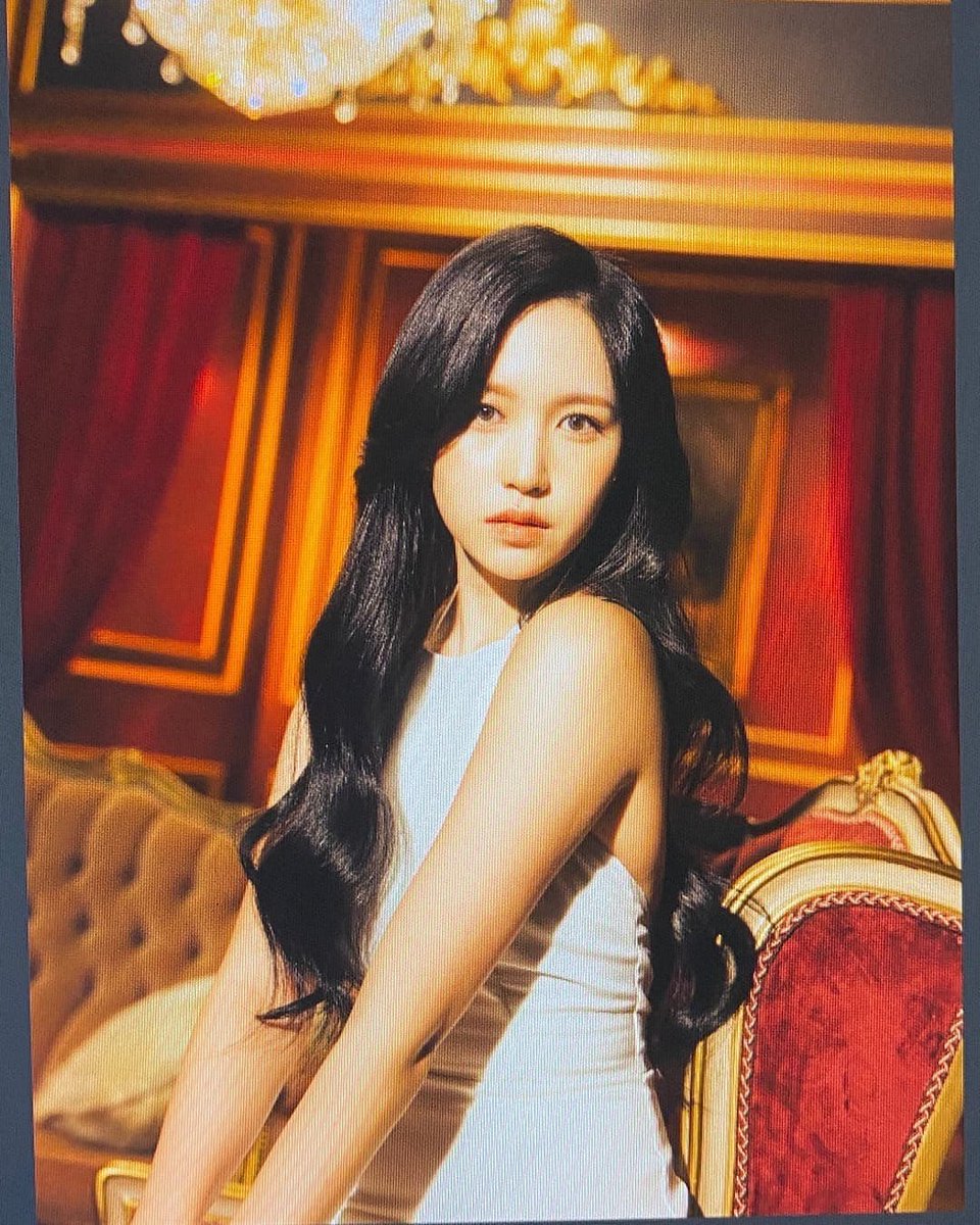 twice_seung's tweet photo. MINA Instagram Update! [6📸]

#perfectworld

#MINA #TWICE #TWICETAGRAM https://t.co/4Gj5PFQELd