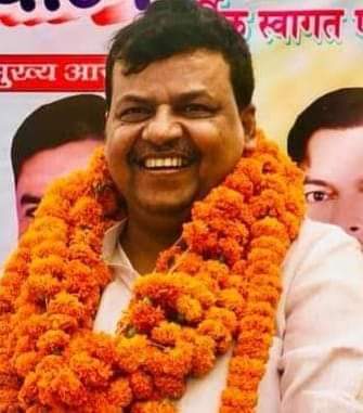 DhurpSingh's tweet photo. @shivpalsinghyad  @yadavakhileshबाँसडीह विधानसभा के यजस्वी नेता गरीबो की आवाज नीरज सिंह गुड्डु भैया जी के जन्मदिन पर बहुत बहुत बधाई  शुभकामनाएं ईश्वर से प्रार्थना है कि वह, वैभव, ऐश्वर्य, उन्नति, प्रगति, आदर्श, स्वास्थ्य, प्रसिद्धि और समृद्धि के साथ आजीवन  जीवन पथ पर गतिमान रहे https://t.co/5ApLB8XXfN