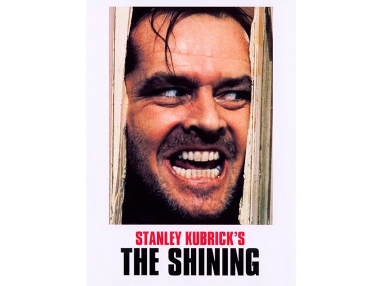 外出できない環境で、家で毎日デスクワーク。
仕事中に家族が煩わしく感じることがあったり、妻子のしつけを親から繰り返し責められる板挟み。
やがて彼はバーごっこを始める・・・。
現代のリモートワークの闇を描いた1980年公開キューブリック監督作品。
#映画紹介