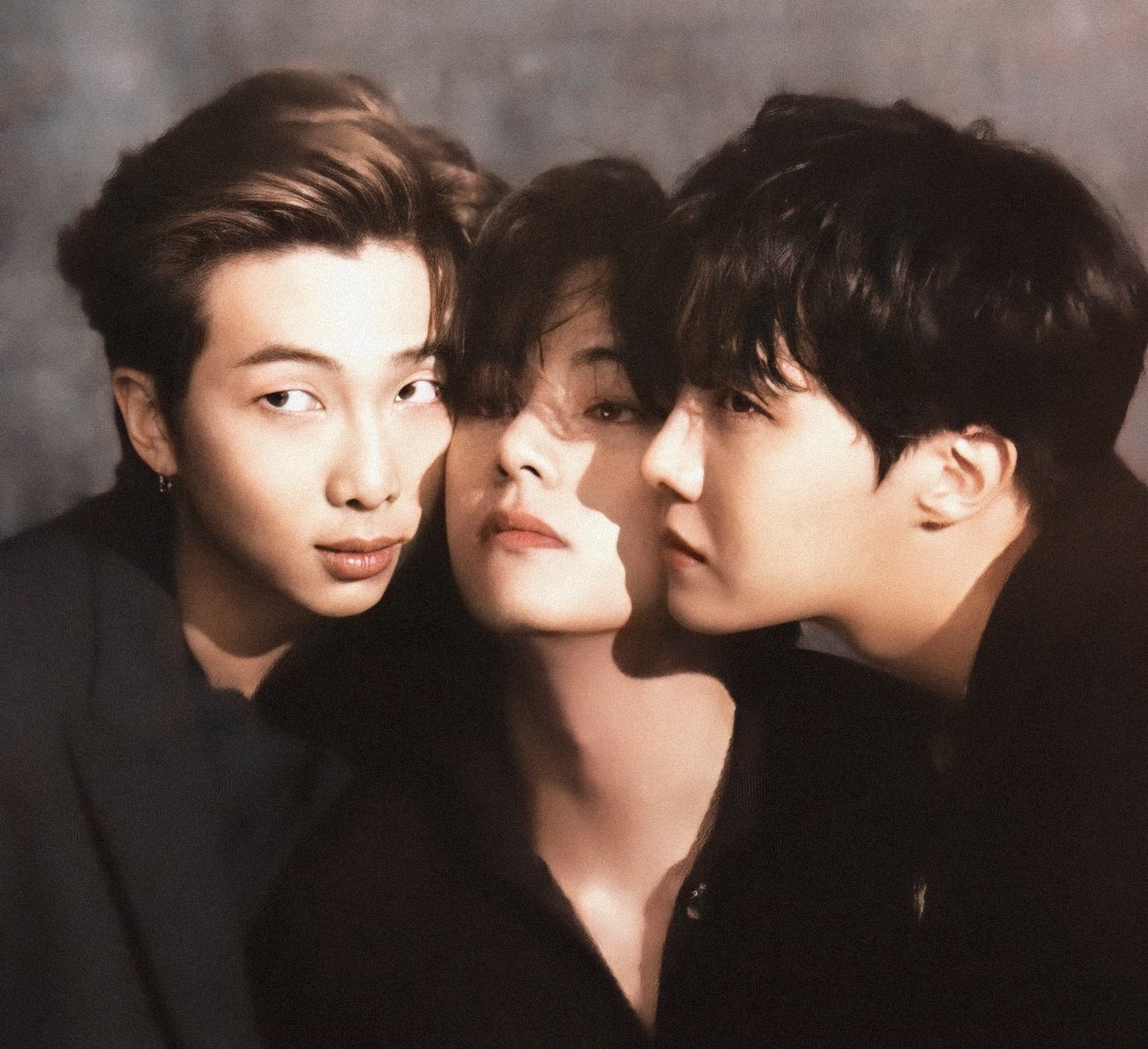 BIGHIT INFO on Twitter: “Memories of 2020 https://t.co/VXZhQTWUCm