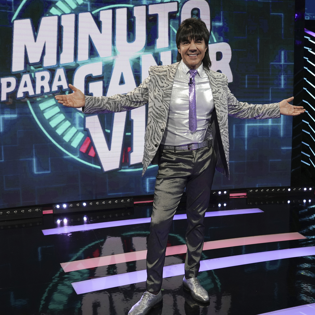Dos famosos representarán el sueño de una familia en #MinutoParaGanarVIP ⏰ Nos vemos mañana a las 8:30 p. m. MEX #ConLasEstrellas