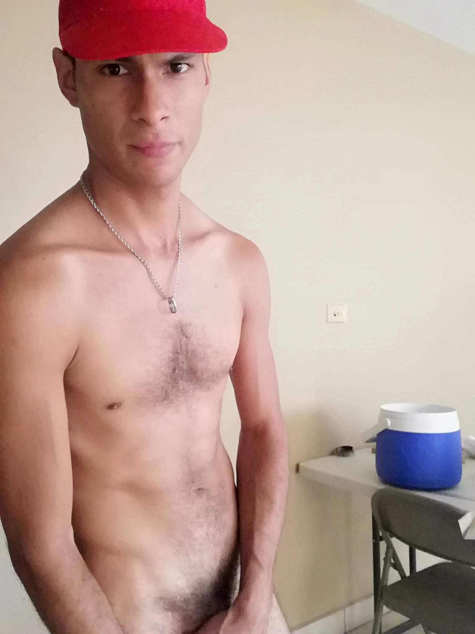 Saludos ?? https://t.co/tKrkSAc9Jf