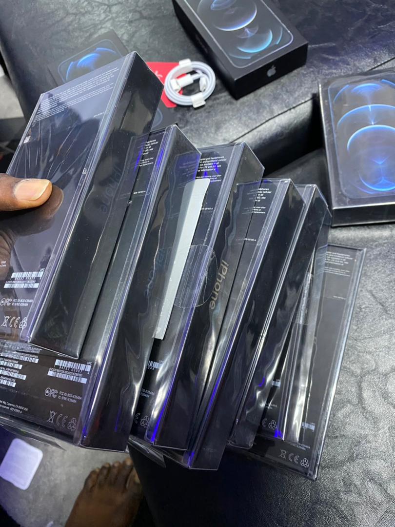 GhGadgets's tweet photo. iPhone 12 Pro Max

Brand New
Sealed

128GB - Ghc5,800
256GB - Ghc5,900

*Holiday Promo!!*
*Today Only!!*

#FixTheCountryNow 
#FixTheCountry 
#BBNaijia 
Whitemoney https://t.co/MXx8Gcj6F9