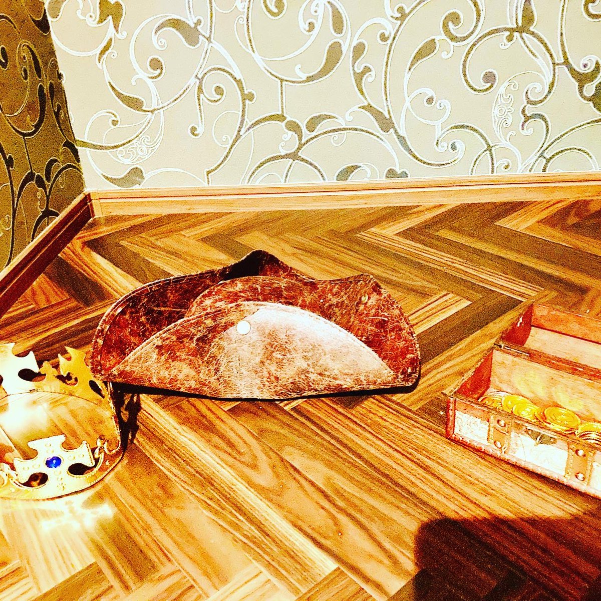 GHDiscoveryShip's tweet photo. 子供の笑顔は地球の宝物

子供のオアシス！
大きな隠れ部屋！？
ボタンを押そう！
宇宙船の操縦席！
宝探し！

我を忘れる宿
豪華客船と宇宙船の宿
DISCOVERY SHIP 🚀

#DISCOVERYSHIP
#ディズニーランド
#スターウォーズ
#グループ旅行
#子連れ旅行
#豪華客船
#宝探し
#宇宙船
#ホテル
#京都
#SF
#宝 https://t.co/iosoRWLp8l