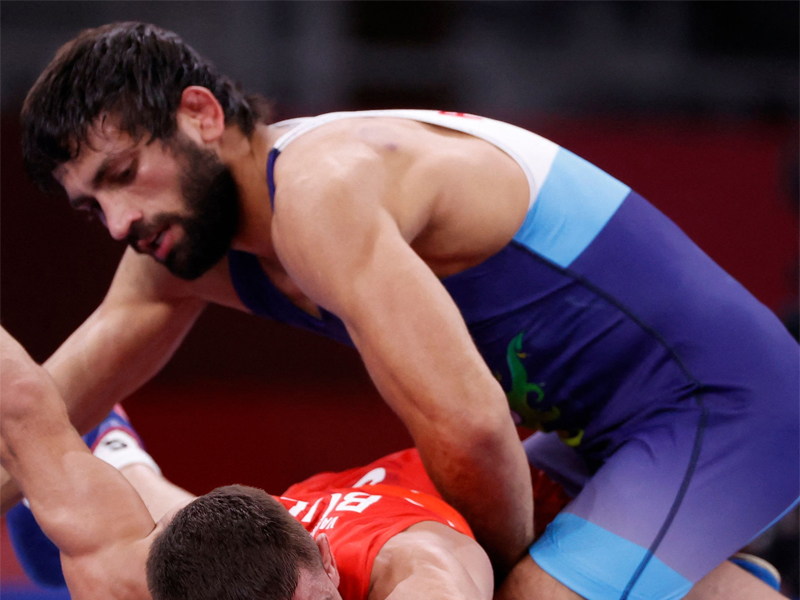 timesofindia's tweet photo. #Tokyo2020 #Olympics #TeamIndia #Cheer4India | DAY 13 LIVE

#Wrestling: Wrestler Ravi Dahiya advances to Freestyle 57kg final after defeating Nurislam Sanayev of Kazakhstan

Silver assured for Ravi 

Follow for live updates: https://t.co/2DciF7kr8w https://t.co/fqMFeuyxZZ