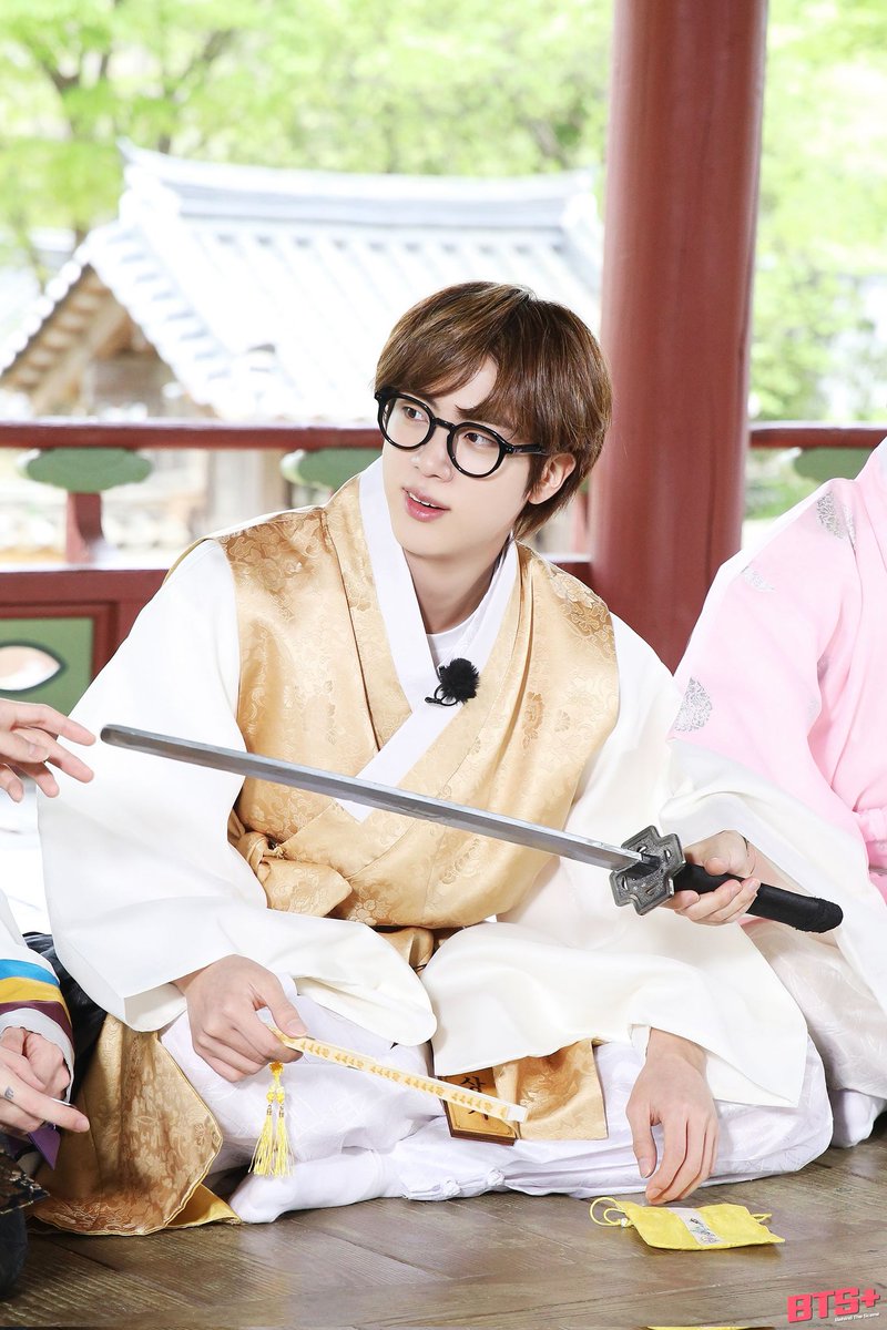 archive1204's tweet photo. [Behind cut] 210804 Run BTS! - EP.145

 #진 #석진 #방탄진 #JIN #BTS @BTS_twt https://t.co/YH7Hkhx2Wr
