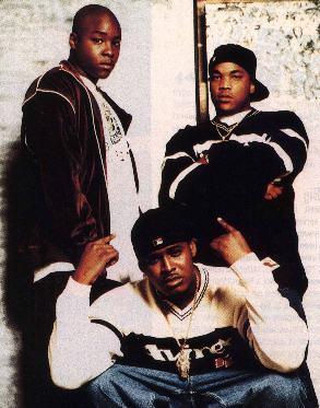 checktherhyme1_'s tweet photo. The LOX have been together almost 30 yrs. No internal beef, no running to social media or blogs to gossip, no public fallouts, just brotherhood. 

They're an example of how you make it with your day one people and don't let the music industry break you apart. https://t.co/gS8ZSYHbZ2