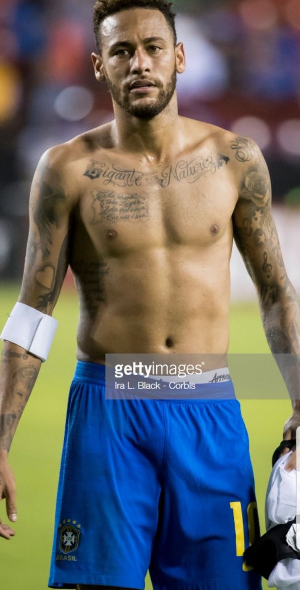 Neymar bulge.