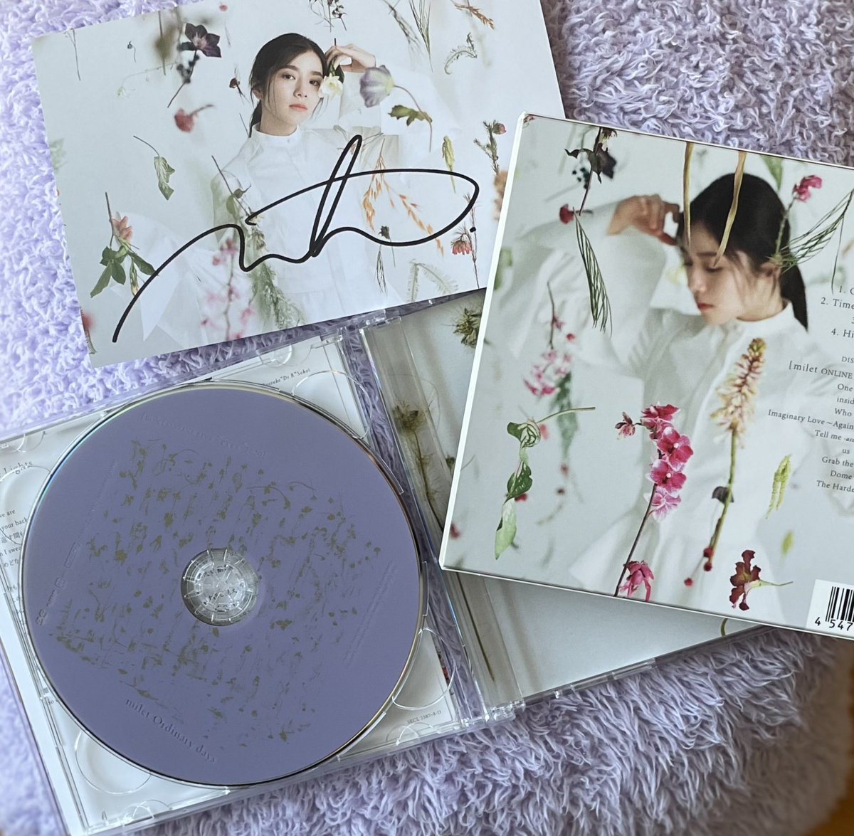 会場で予約したCDが届きました〜 我が家に来てくれたサインは元気な