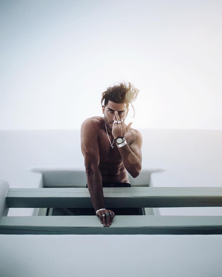 I never wish to be easily defined.