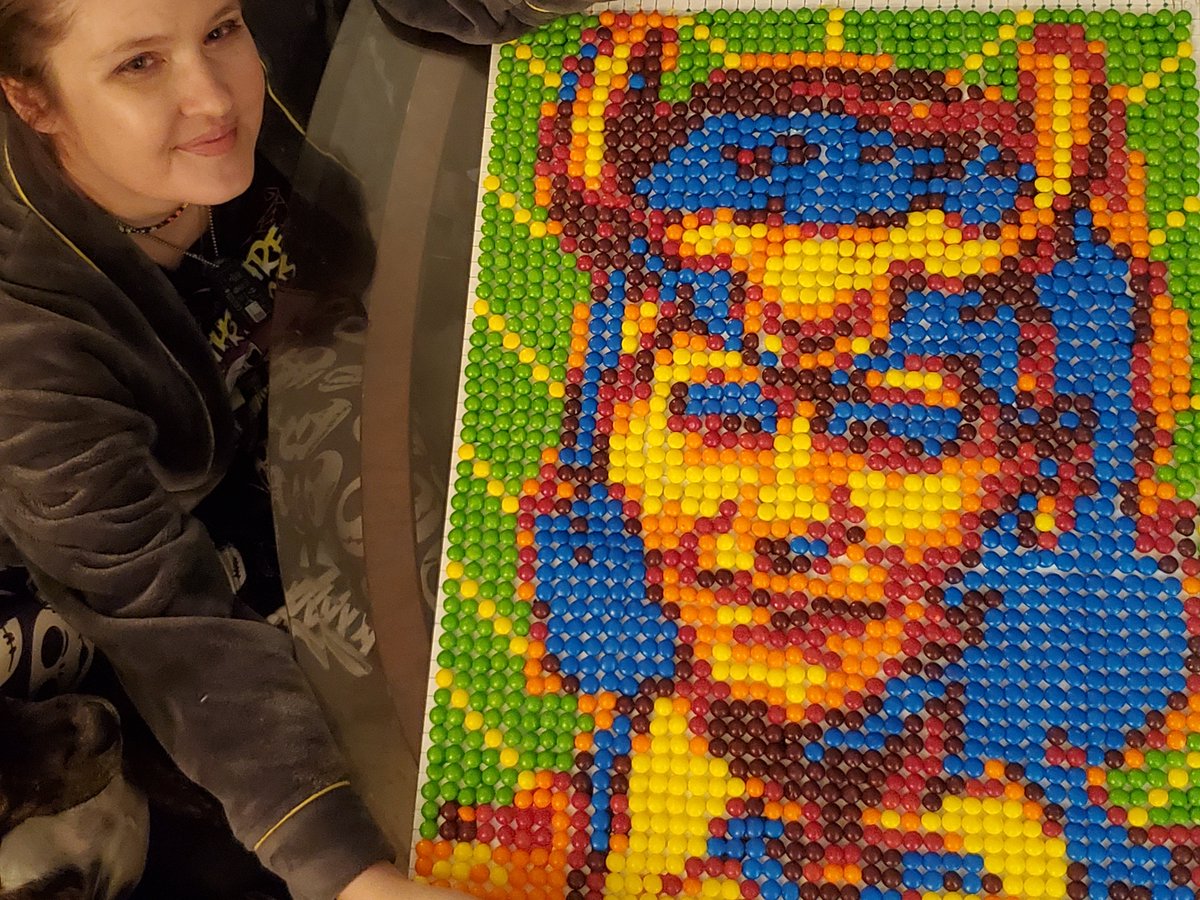 42theanswer2all's tweet image. @TWHiddleston, @skittles, @MMsChocolate, and #GISH. This is Tom Skitlleson, I know I could have done better but but I TRIED so hard. lol 5 days of my life, I'll never get back to make this. WHY THROWN IN M&amp;amp;M's MISAH?????