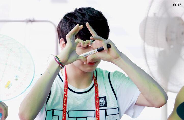 130804 광주 팬싸인회 

#정국 #JUNGKOOK #JK