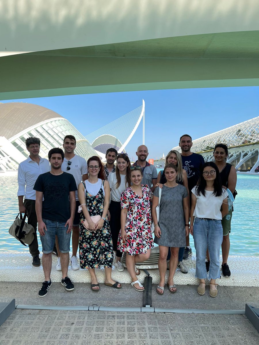 jtmatus's tweet image. Very productive week of @I17111 #INTEGRAPE Working Group Meeting for developing DAP-seq guidelines for the grapevine community &amp;amp; the version 2 of the Grape Gene Reference Catalogue. Thanks to #zenonilab #torniellilab and @vanale80  team for the hard work 🙌🏽 🍇 @AnneMarieDigby1 💪🏽