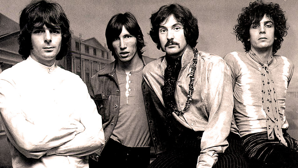 emiliorecine1's tweet photo. Il #4agosto del 1967, i #PinkFloyd pubblicano il loro 1° album ''The Piper At The Gates Of Dawn'', pieno di suoni strabilianti. Definito 'il capolavoro di #SydBarrett' e uno dei migliori album psichedelici di tutti i tempi.
#SeeEmilyPlay #InterstellarOverdrive
#AstronomyDomine https://t.co/BxsBi1la70