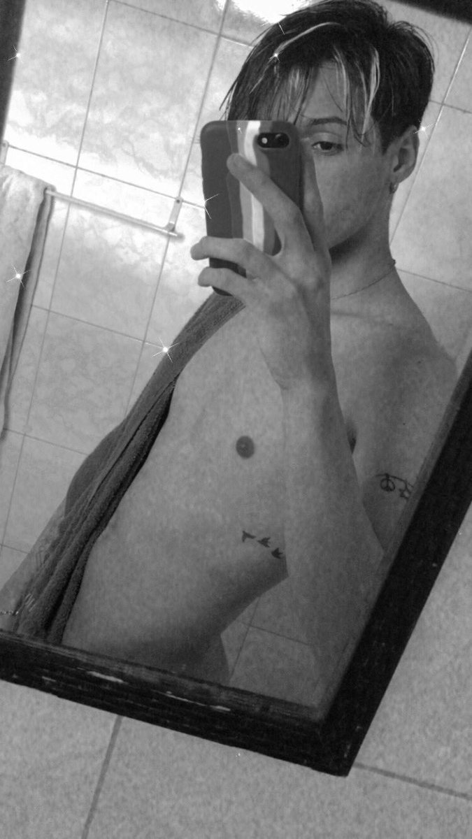 heycled's tweet photo. hora de dormir https://t.co/AsfFzXdHwn