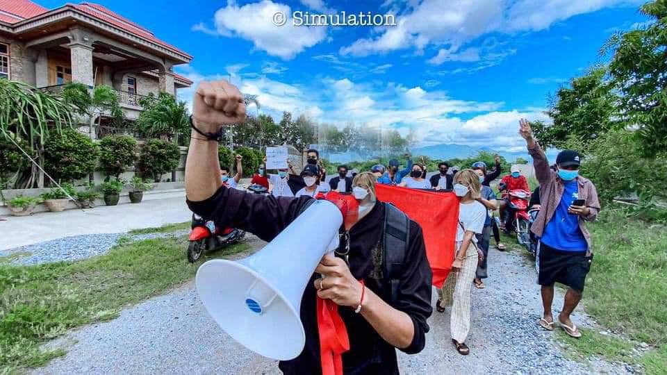 The #Mandalay Allied Strike took to the streets, chanting slogans against the Military Regime! LEGALIZATION OF NUG #Aug4Coup  #WhatsHappeningInMyanmar