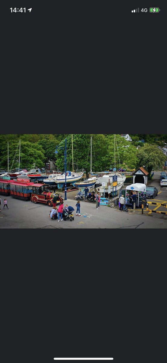 chowellz's tweet photo. This will be my view in a month, a cheeky weekend away with best beloved. Suspect my face will be in that seafood hut more than once! #AnHour 🤣 https://t.co/w43y5u0Gvq