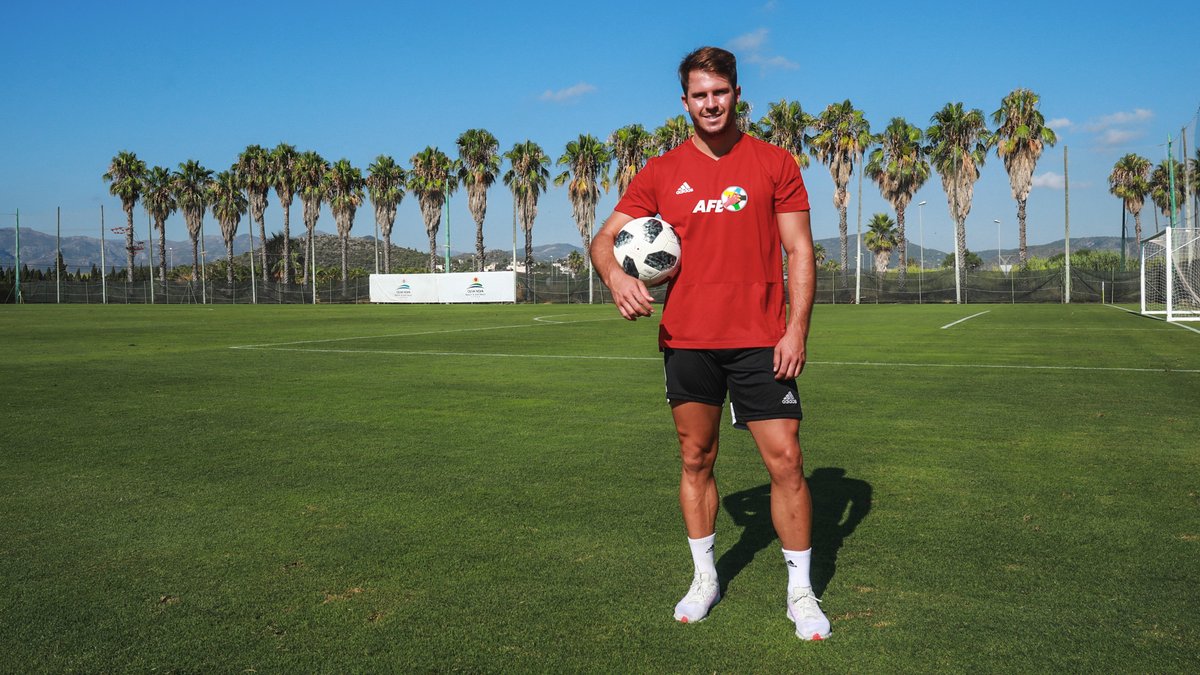 ⚽️Ayer, en Deportes <a href="/TerretaRadio/">Terreta Radio</a> hablamos con 'Jota' (<a href="/18jcarlos18/">Jose Carlos Aliaga</a>), jugador alicantino que está en el equipo de sesiones AFE. Ex del Jove Español, Hércules, Atlético de Madrid y Osasuna.

Conoce su historia➡️ivoox.com/millor-terreta…

#TerretaRadio #LaMillorTerretaDelMón #Terreta