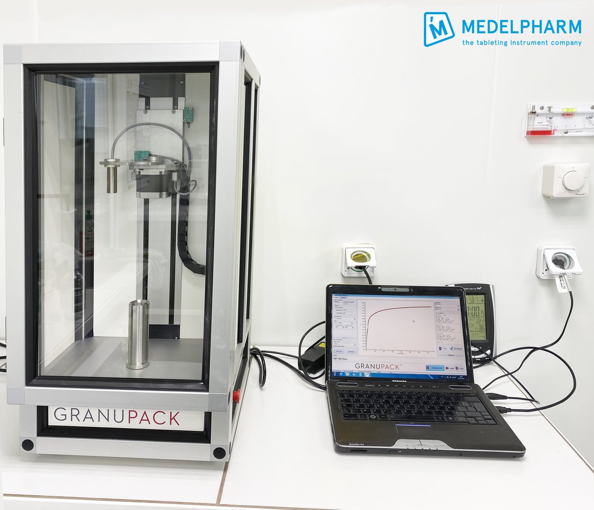 Medelpharm's tweet photo. Need to assess your powder flowability? Our Science Lab team can help thanks to our partnership with Granutools. The GranuPack high resolution tapped density analyzer gives invaluable data for #powder flow characterization #excipients #API #GranuPack #pharmaceuticals #flowability https://t.co/EHhUMZcuA6