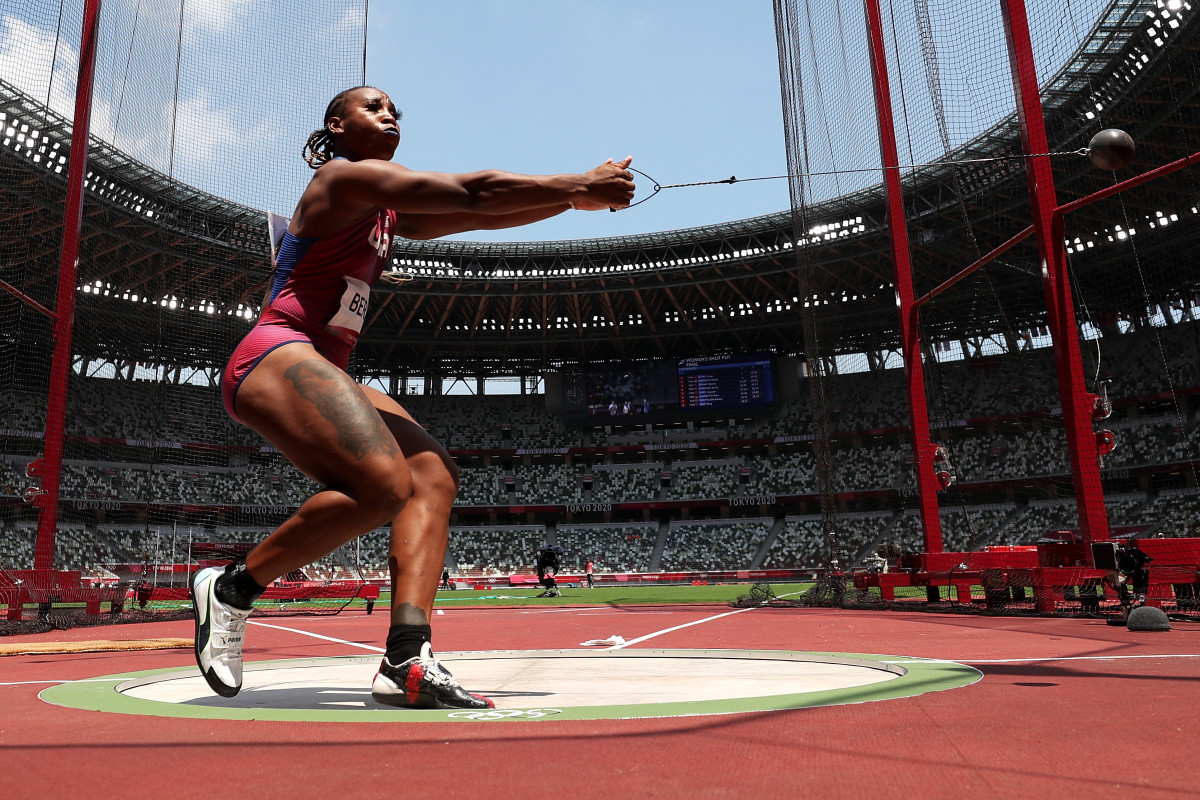 Gwen Berry, hammer thrower who turned away from US flag, fails to medal at Olympics