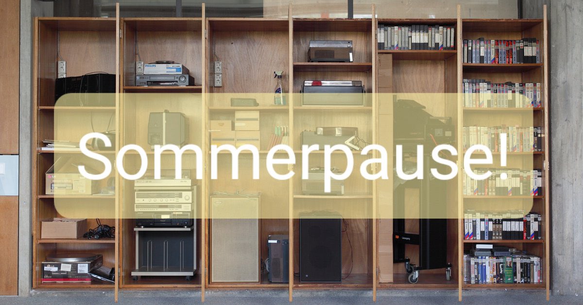 STRMedienarchiv's tweet photo. Aufgepasst! Das Stuttgarter Medienarchiv macht jetzt erstmal Sommerpause. Ihr müsst aber nicht traurig sein, denn schon im Wintersemester (2021/22) gibt es ein weiteres Seminar der Neueren deutschen Literatur (NDL) zum @STRMedienarchiv, das wieder Toni Bernhart leiten wird. https://t.co/fY4K012LoO