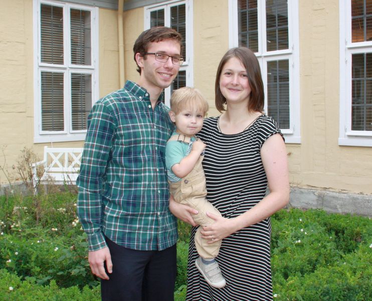hab_wf's tweet photo. A snapshot of an American family transplanted into a small German city during COVID: Tomás Valle experienced the pandemic as a fellow at the #HAB_WF. We asked him about the experiences he made during his stay. Have a look at the interview on #HABlog_WF: https://t.co/DZwPy4bEq1 https://t.co/8BpW1JHnVH