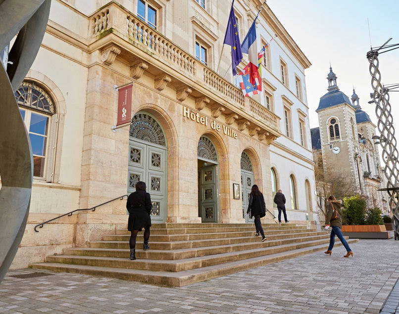 La ville de Chalon-sur-Saône débourse 550 000 euros à la suite d'une cyberattaque via <a href="/usinedigitale/">Usine Digitale</a> #sécurité #cybersécurité #ransomware #coter <a href="/n_jumel/">Nicolas Jumel</a> @Cyril_C1  bit.ly/3jfutc9