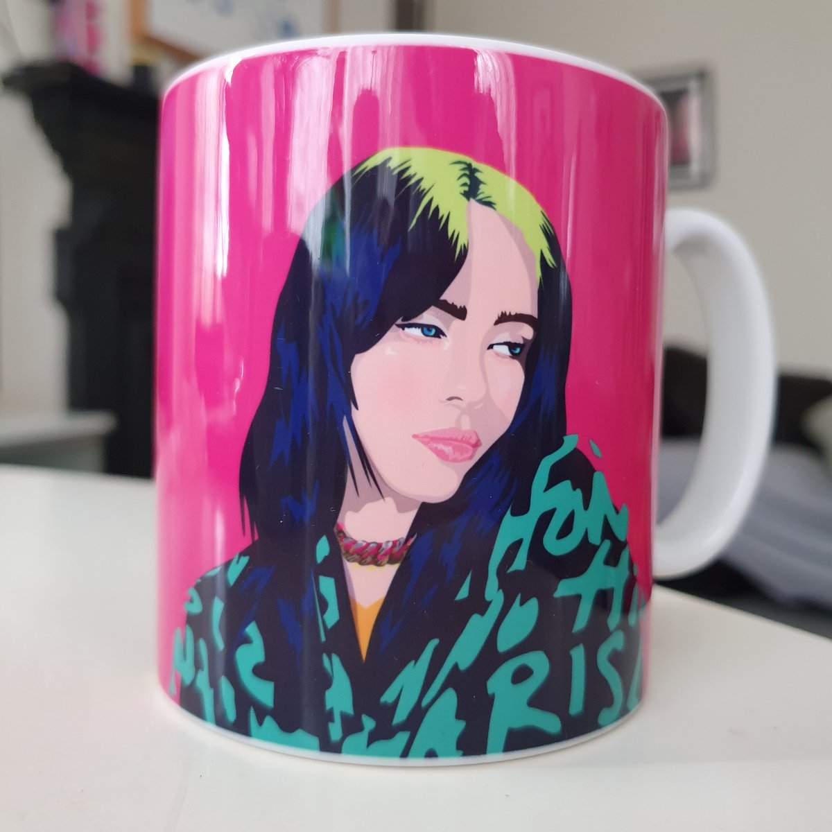 sabikoz's tweet photo. Looking for a cool pop art gift from Billie Eilish mugs, George Michael Prints, Dolly Parton gifts, Freddie Mercury Aprons! Visit my shop today and Get 10% off any order  https://t.co/JT0GCqbdhP via @Etsy https://t.co/lPUZ65TBR6