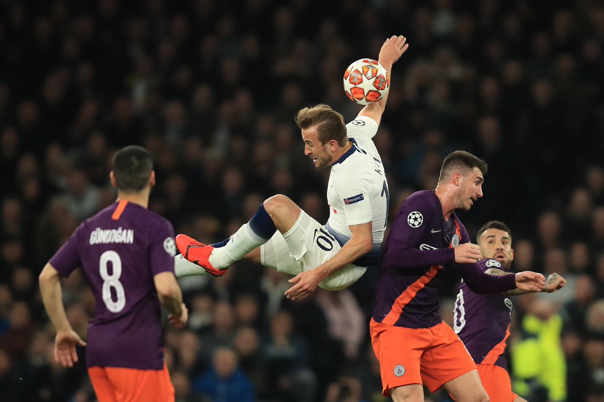 thespursweb's tweet photo. 🚨 NEW: There has been no new contact from Manchester City for Harry Kane since his strike from training at Spurs. [Sky Sports] https://t.co/calOTchH9b