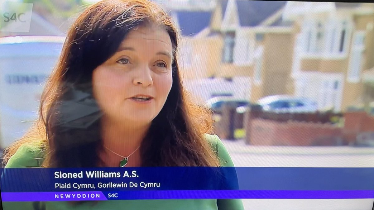 Sioned_W's tweet photo. Siaradais ar @NewyddionS4C ddoe am yr angen i asiantaethau, awdurdodau a llywodraeth ar bob lefel i gydweithio i sicrhau bod cymunedau fel #Sgiwen yn cael eu hamddiffyn rhag llifogydd. Mae'n annerbyniol bod pobl yn pryderu, ac yn aml yn dioddef, bob tro y cawn ni law trwm. https://t.co/LiOr3A5UYF
