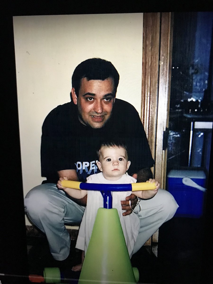Hoy esta persona tan especial cumpliría 53 
Siempre estarás en mis mejores recuerdos y en mi corazón  
Felicidades papá ❤️