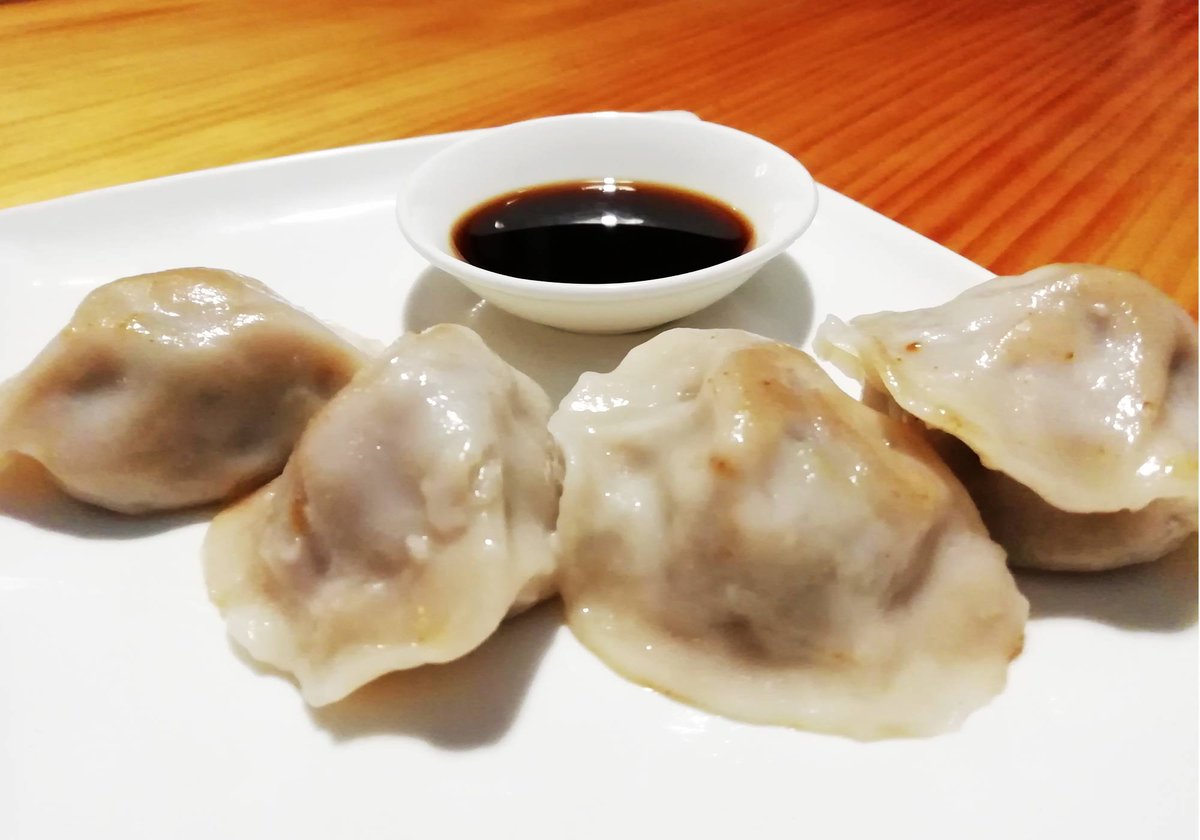 Chequeoferta's tweet photo. MENÚ DEGUSTACIÓN PARA DOS POR SOLO 24,95€

El menú incluye: 
- Ración de Edamame
- Ración de Gyozas 
- Tabla de sushi con 22 piezas
 - Ración de Wok de Tallarines con pollo 
- 2 Bebidas

Sin chequeoferta 38,50€. 

Teléfono de pedidos 957 049 864

Muestra tu #chequeoferta https://t.co/p85N6ELzFd