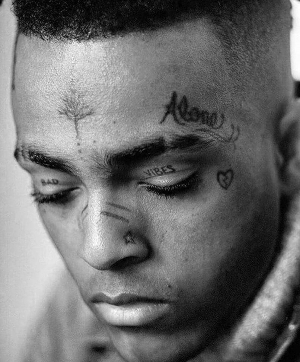 wrld_mag's tweet image. XXXTentacion vient de devenir le premier rappeur à avoir 4 morceaux solos dépassant le milliard de streams sur Spotify !

Légende.🕊
