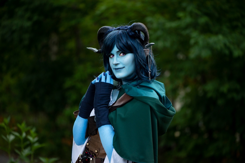 starleighcos's tweet photo. I'm bringing Jes back next month for the VM vs M9 one shot look! I even bought fancy new platform boots for it that should be arriving soon! Pretty darn excited!!
Photo by Earl Grey Cos
#criticalrole #criticalrolejester #jesterlavorre #crcosplay #mightynein #m9cosplay https://t.co/pCFeY1uWcT