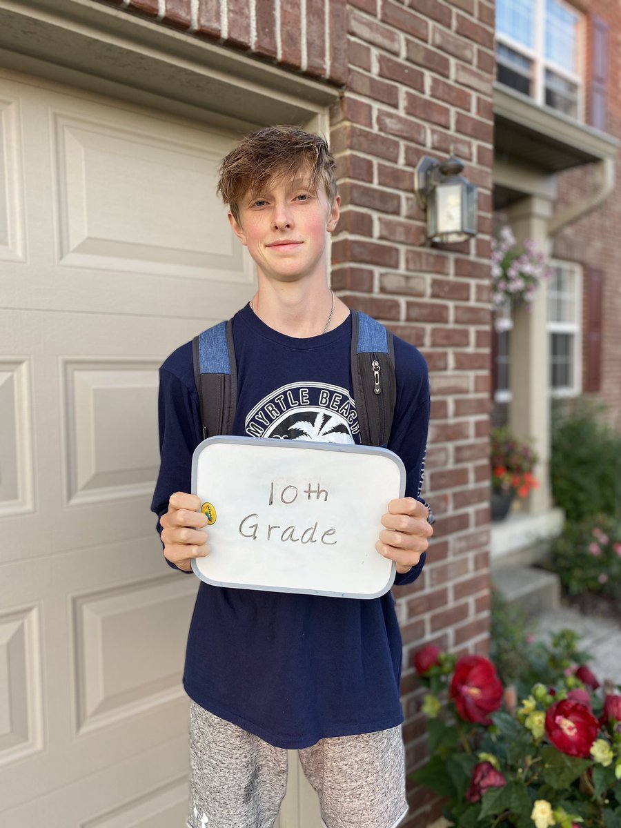 shotdr23's tweet photo. MOPO: MAX OUT PAY OUT 

MAX OUT = The School Year

PAY OUT = New Friendships Formed / Growing in Knowledge &amp; Life Lessons

MOPO THE DAY! 💥💥 https://t.co/ZDFBw2Is4m