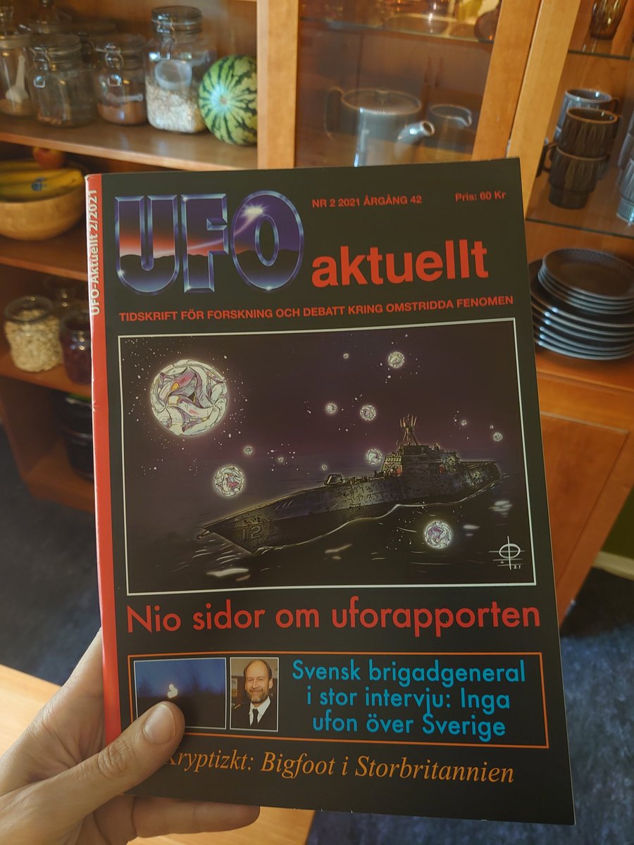 I finally got this month's number of ‘UFO AKTUELLT’, the classic Swedish UFO Magazine. 😍
Published by UFO-SWEDEN, an organisation started back in the 1970s
#ufosweden #ufosverige #ufoaktuellt #ufo #uap #endufosecrecy #ufotwitter #ufoart