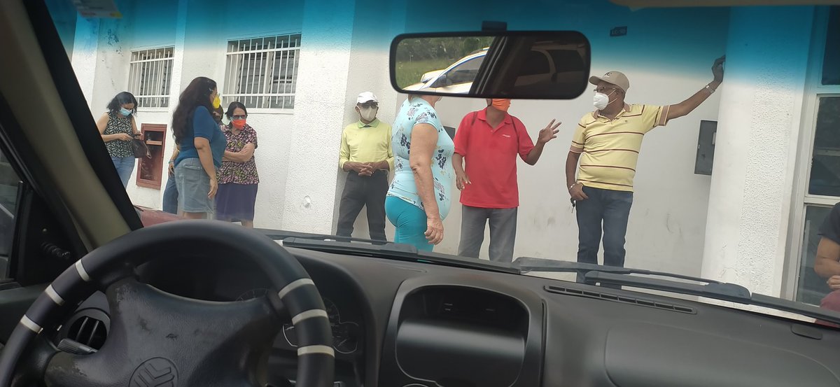 art_doble's tweet photo. Denuncia pública a los de Intercable, tenemos tres horas y no han atendido a nadie, mal servicio, mala atención 
Turmero- maracay #DenunciaCiudadana #DenunciaPública https://t.co/tmrhzjLnRe