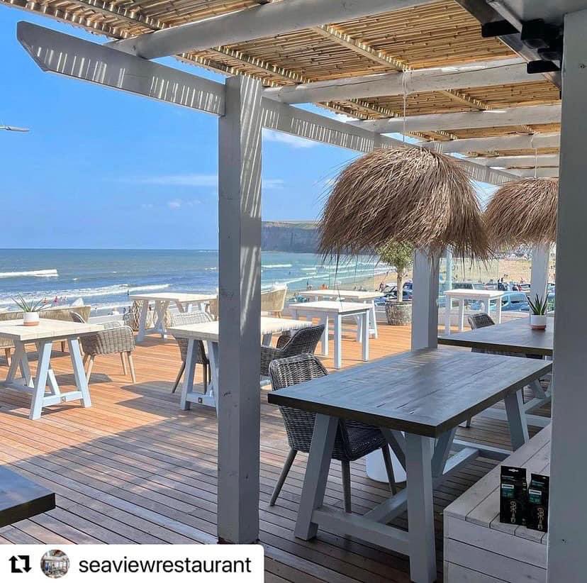 It’s grim up North 

Amazing picture captured down at Seaview Restaurant, Saltburn. What a beautiful place to live 👌🏼

#saltburnbythesea #seaviewrestaurant #redcarandcleveland by @RedcarCleveland